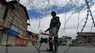Authorities Lift Curfew From Kashmir Valley After 51 Days