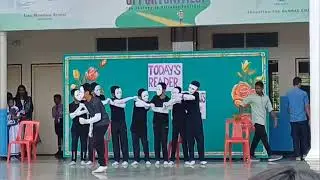 Today's Reader Tomorrow's Leader mime performance