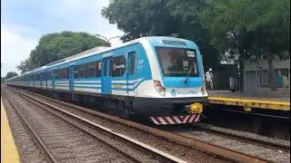 CSR Mitsubishi RC06 Descendente Hac&iacute;a Once Saliendo De Estaci&oacute;n Haedo