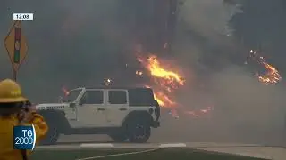 Inferno di fuoco in California, 40 mila evacuati