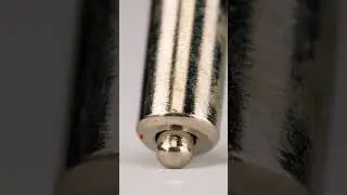 A paint marker extreme close up  #macro #satisfying #urday