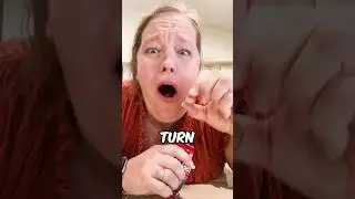 Эта шоколадка отдала ей приказ! 🍫😱 (@themhoffers)