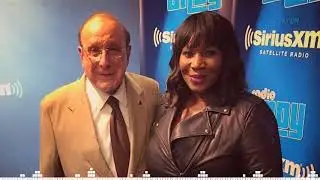 Clive Davis on Whitney Houston&rsquo;s Rumored Sexuality
