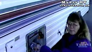 Mid 90's Mallard Trailer Walk Through