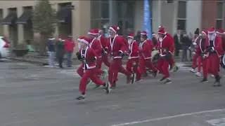 Santas filled downtown for Santa Run 5k