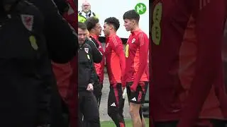 Welsh bromance between Johnson and Ampadu🤣