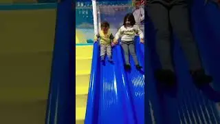#happy #baby #slide #fun #love #cocomelon #brothersister #play #enjoy #youtubeshorts #reels #shorts
