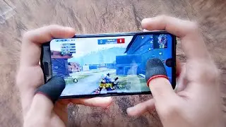 Sharp Aquos R2 Handcam Gameplay| 4 Fingers+Gyro