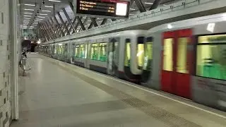 RET Metro 4*Type B (combi Revisie en Reclame) buiten dienst door Wilhelminaplein