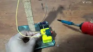 How to Make Electric Table Fan at Home using Plastic Bottle - very Easy life Hacks