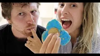 MAKING FIDGET SPINNER COOKIES w/ Scotty Sire