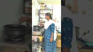 🐟🥩Sunday special fish Kulambu... 😋minivlog #1264🥰 #shortsfeed #minivlog #trending #viral #Sunday