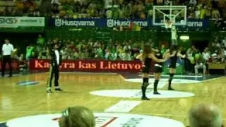 Lithuanian Cheerleaders Michael Jackson Act