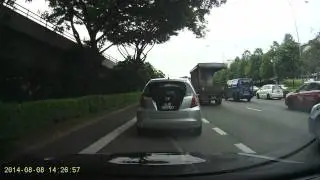 Singapore Reckless Driving - SJD8276D