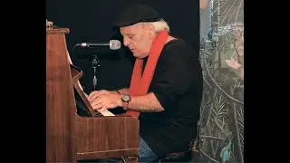 Για τον φτωχό Μπέρτολτ Μπρεχτ, από τον Ανδρέα Μικρόπουλο