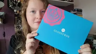 Glossybox unboxing of the generation box 2021