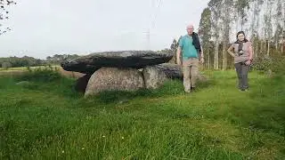 Anxo, Dolmen Pedra da Arca de Regoelle, Bai&ntilde;as, Vimianzo. Maio 2022