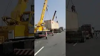 loading of container #container #crane #heavymachine #pakistan #viral