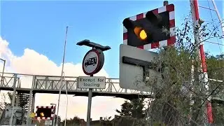West Barnes Level Crossing, Greater London