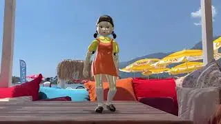 Squid Game Doll Dancing in Real Life - Long Version