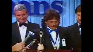 1991 Rothmans Medal Ewan McGrady presented by Nick Greiner