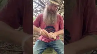 Stone Age Survival 🔪 #bushcraftknife #flintknapping #primitiveskills #novembersouth