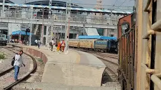 पुराने डीजल इंजन के साथ अयोध्या धाम पर शानदार आगमन लेती 04816 मऊ जोधपुर स्पेशल..........