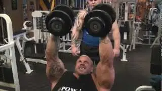 Neale Cranwell : Training Chest