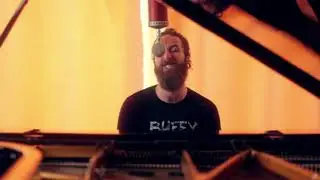 Luis Mojica - Rainbow Bruise [Live In Studio]
