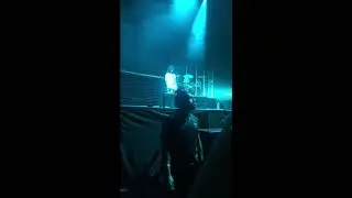 ilomilo - Billie Eilish Auckland NZ Concert 2019 (Front row Live)