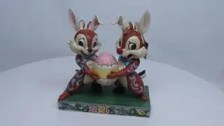 Disney Enesco Traditions Jim Shore Figur: 6014318 Mischievous Bunnies Chip Cap Ostern