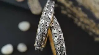 Privika Victorian Polki Uncut Two Tone Bangles - Set of 2