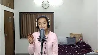 🎙️🎤Chhod de sari duniya&hellip;.#recordingtime #latajisong #hitsong #karaokeversion  #musiclife #myfavs🎙️🎤