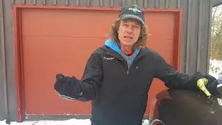 Ливингстон соблазняет охотника за головами