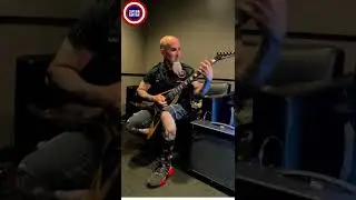 Scott Ian - Hands warm - Two of my favorite riffs - Guitar Riff #shorts #riff #scottian #anthrax