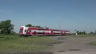 2024 - SK - ZSSK 671 EMU doubledeck with an Os train to Galanta, in Jatov station (eastern Slovakia)