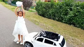 DIANA EST EN RETARD AU MARIAGE !  DIANA IS LATE FOR WEDDING !