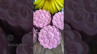 Watermelon Bath Bombs 🍉💕 #bathbombs ##bathbombdemo #watermelonbathbomb #makingbathbombs #summer