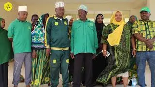 KATIKA KUSHEREHEKEA MIAKA 62 YA MAPINDUZI YA ZANZIBAR WAZAZI WILAYA KAS.(A) YAWAFIKIA WAZAZI KIVUNGE
