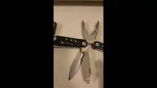 Rush Deer Hammer Multitool Review, Pretty Much Every Tool You Might Need In An Emergency