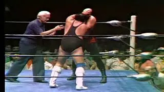 Спойлер против Ваху Макдэниела - Houston Wrestling, 20 апреля 1979 г.