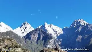 Tiger Leaping Gorge 虎跳峡, Yunnan China.  中国云南