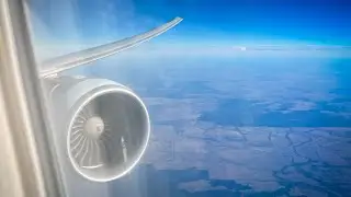 [GE90 ROAR!] Cathay Pacific B777-300ER Engine Startup & Takeoff from Sydney Airport