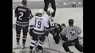 Mark Messier vs Josef Beranek