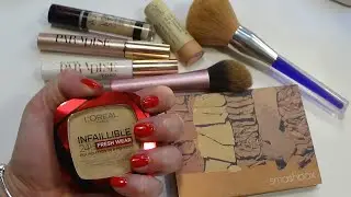 BASE ESTIVA: L'Oreal Infallible 24H Fresh Wear Foundation in a powder (applicazione e review)