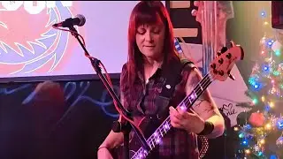 TopGun - Enter Sandman, Metallica. The Old Post Office, Pontefract, UK Yorkshire Rock.  