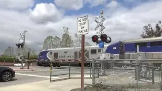 Moorpark Avenue Railroad Crossing | Moorpark, CA + Mini Hornshow