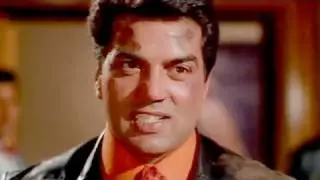 Dharmendra's Super Dialogue - Loafer Scene