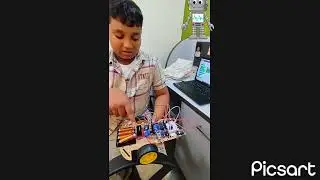 Adrian at his Robotic Intermediate class, with another new project 👏🔥👌