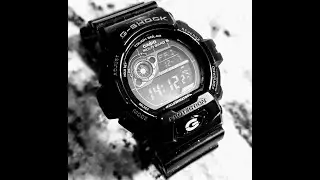 How to safely charge a solar watch utilizing direct-sunlight and radio sync in one step